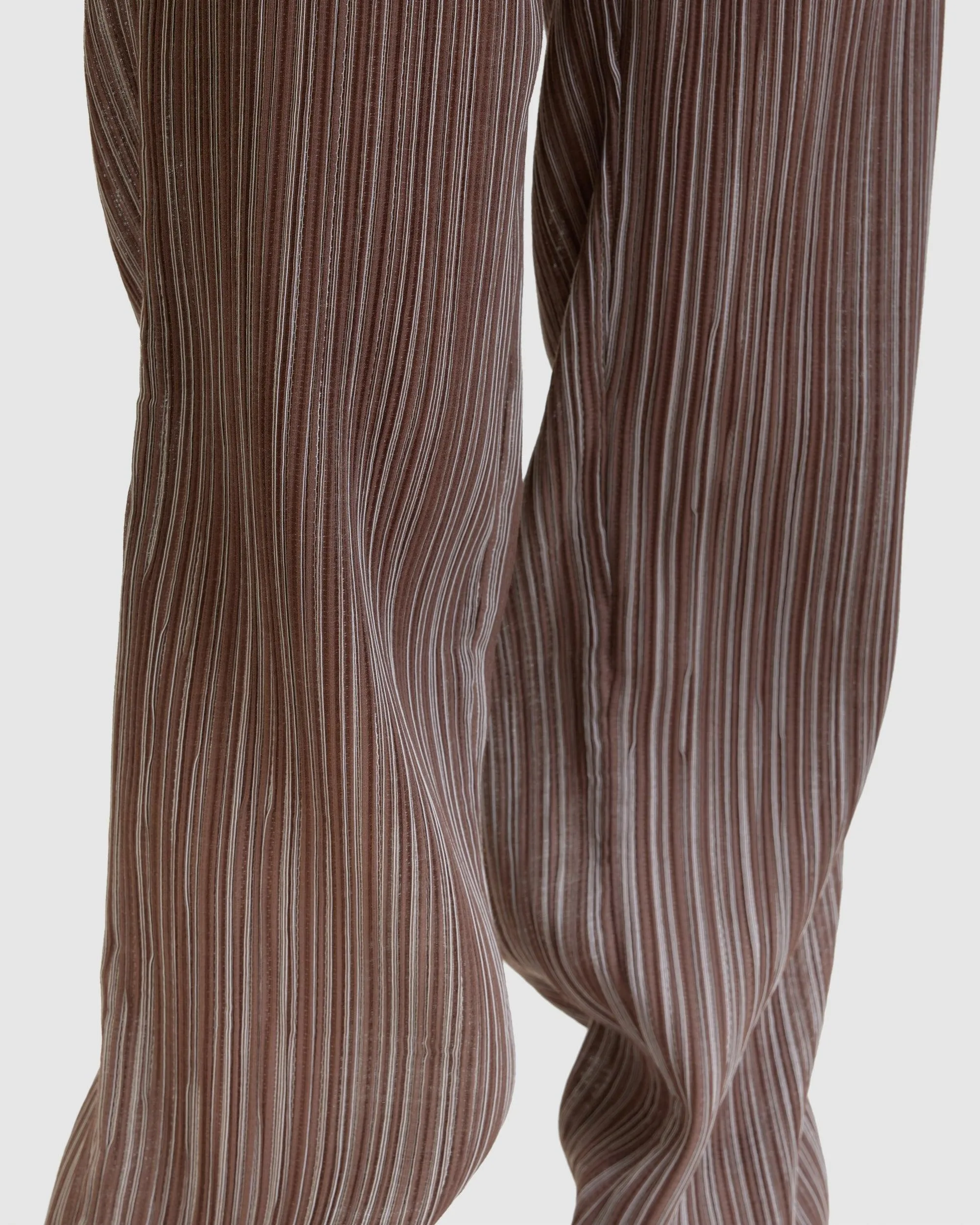 Pleated Mermaid Pants Brown (W)